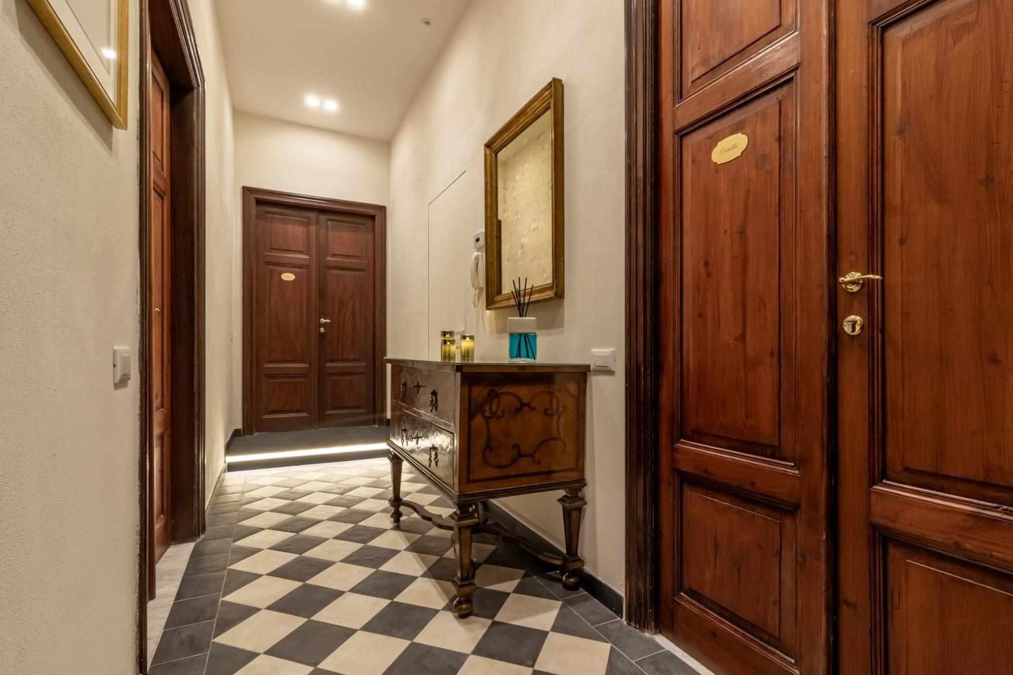 Oldoini Luxury Apartment And Suites La Spezia Bagian luar foto